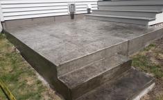 Dickson Project stamped concrete patio with steps