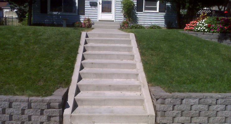 Concrete Steps with Walls Minnesota